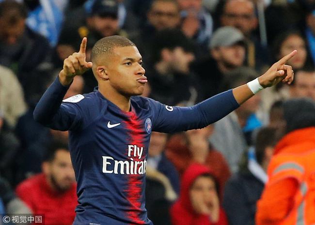 图片报：拜仁考虑同意在于帕新合同加入第一年生效的解约条款（Bild：拜仁或同意在于帕新约中加入首年生效的解约条款）