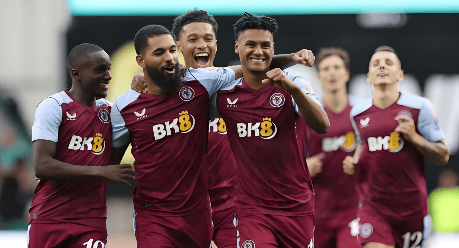 自2012年以来，戴奇是首位欧战开局3场零封的英格兰主教练（戴奇成2012年以来首位在欧战前三场全部零封的英格兰主帅）