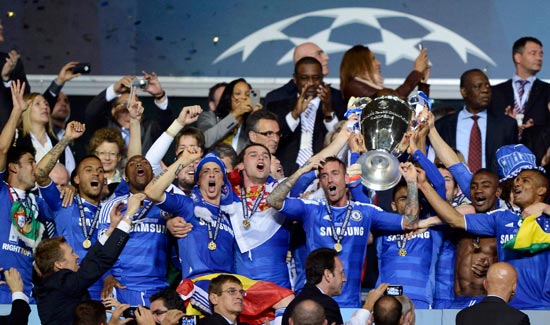 曼联旧将罗西：弗格森严肃中带着亲切体贴，待人就像父亲一样