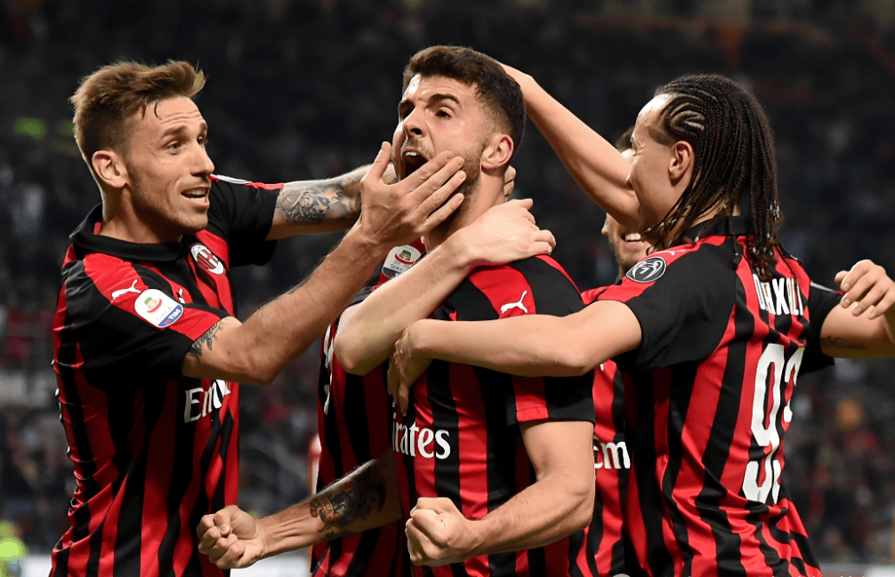 足球世界杯票务系统再次崩溃，球迷疯狂涌入（世界杯售票平台再宕机，海量球迷蜂拥抢票）