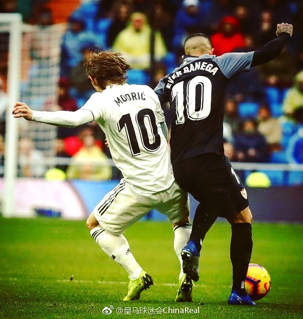 经纪人：如果孔蒂继续执教那不勒斯，洛博特卡可能会要求离队