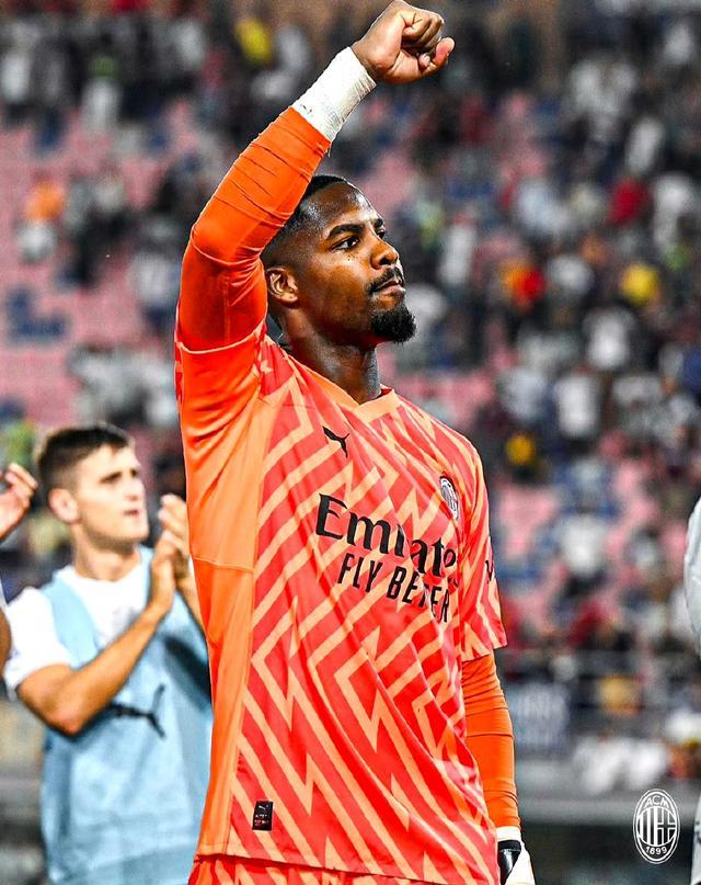 欧冠本轮最佳球员候选：姆巴佩、维蒂尼亚、吉拉西、奥巴梅扬