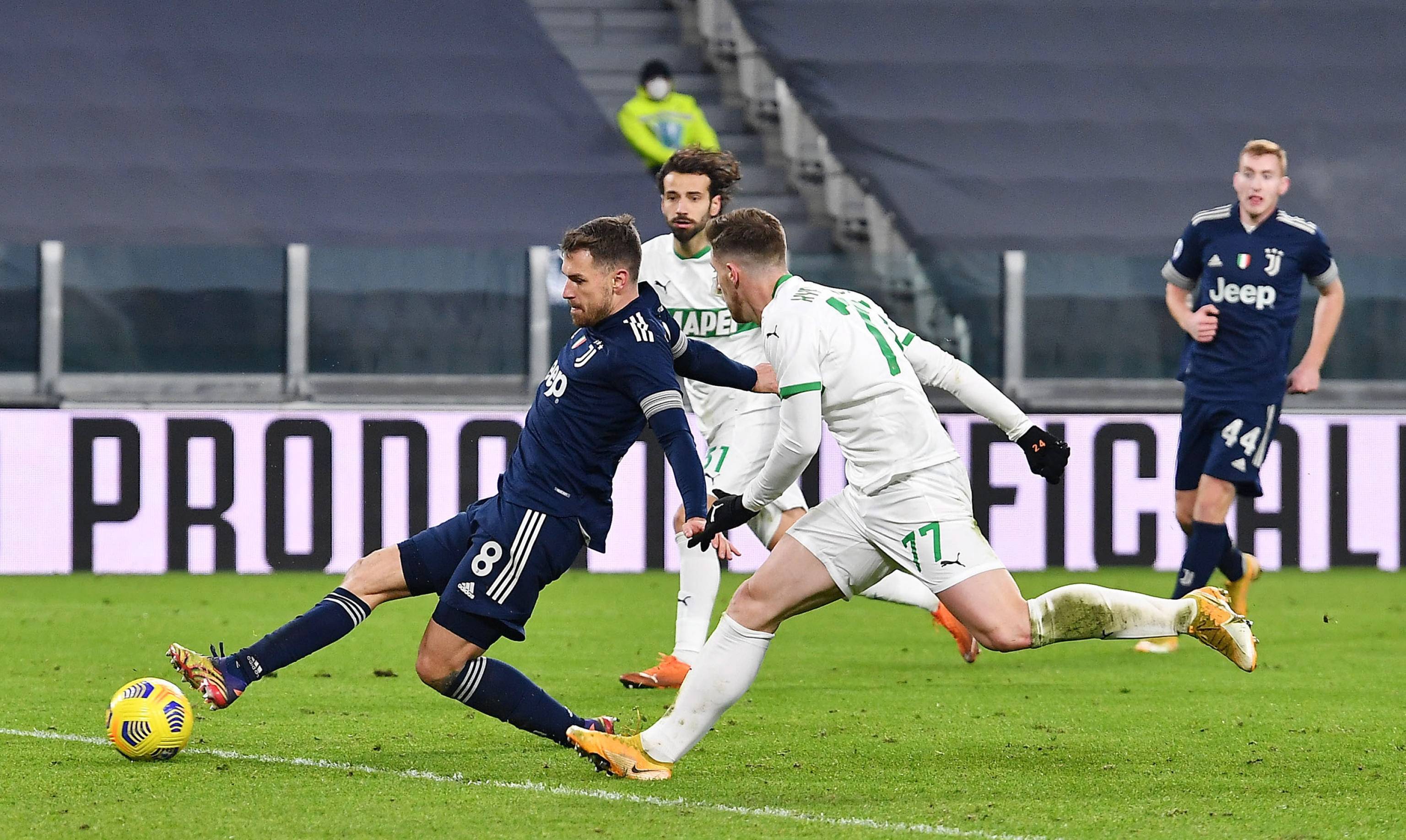 米体：欧冠正成为孔蒂的敏感点，他时常自相矛盾（米体：欧冠成孔蒂心结，他的表态时常前后不一）